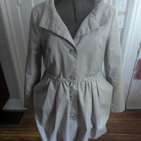 Light weather coat by H&M size US 12 - Picture 4 of 5